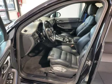 Macan 2.0T  360  Navi LED ACC