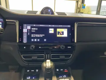 Macan 2.0T  360  Navi LED ACC