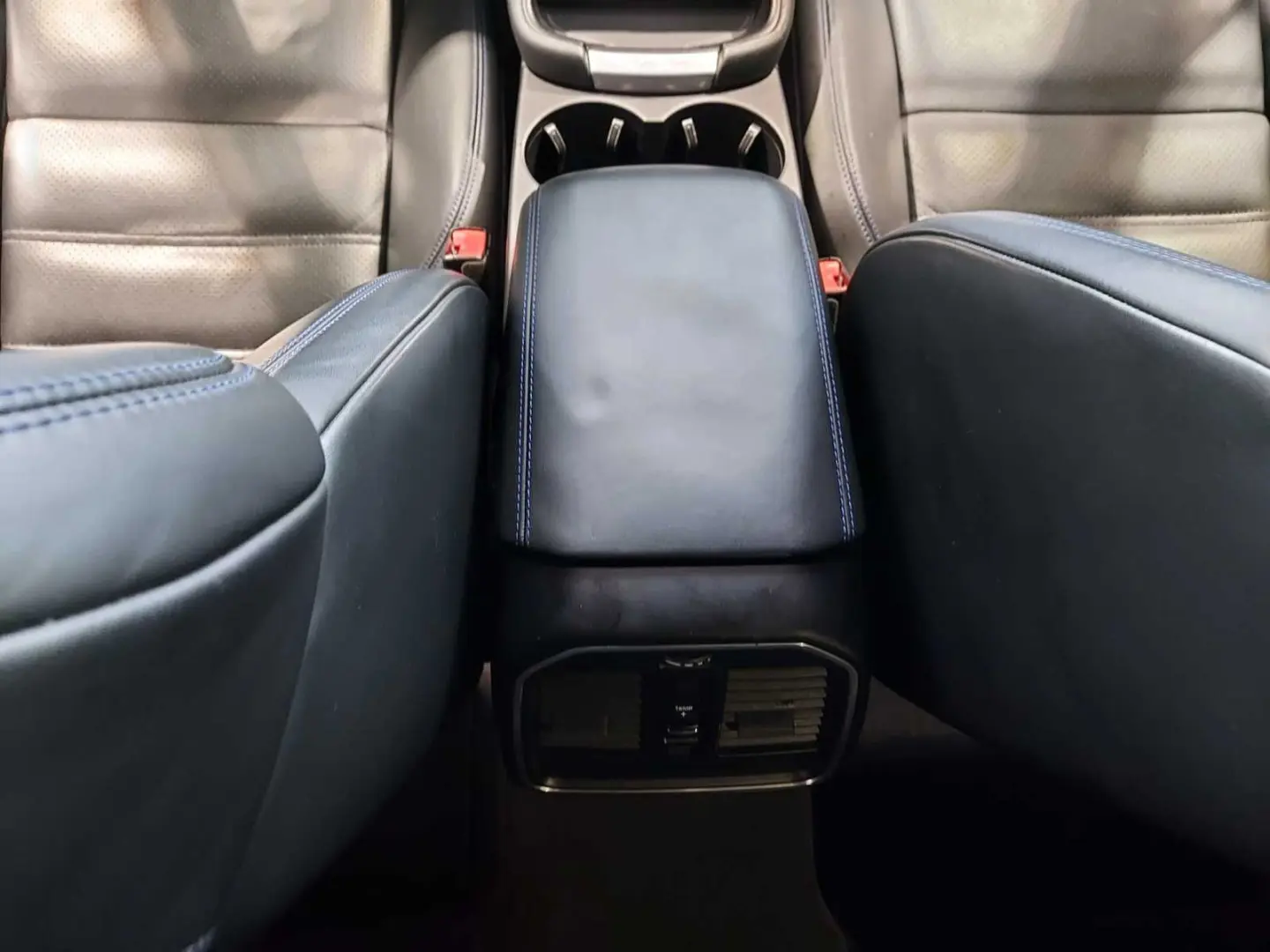 Macan 2.0T  360  Navi LED ACC