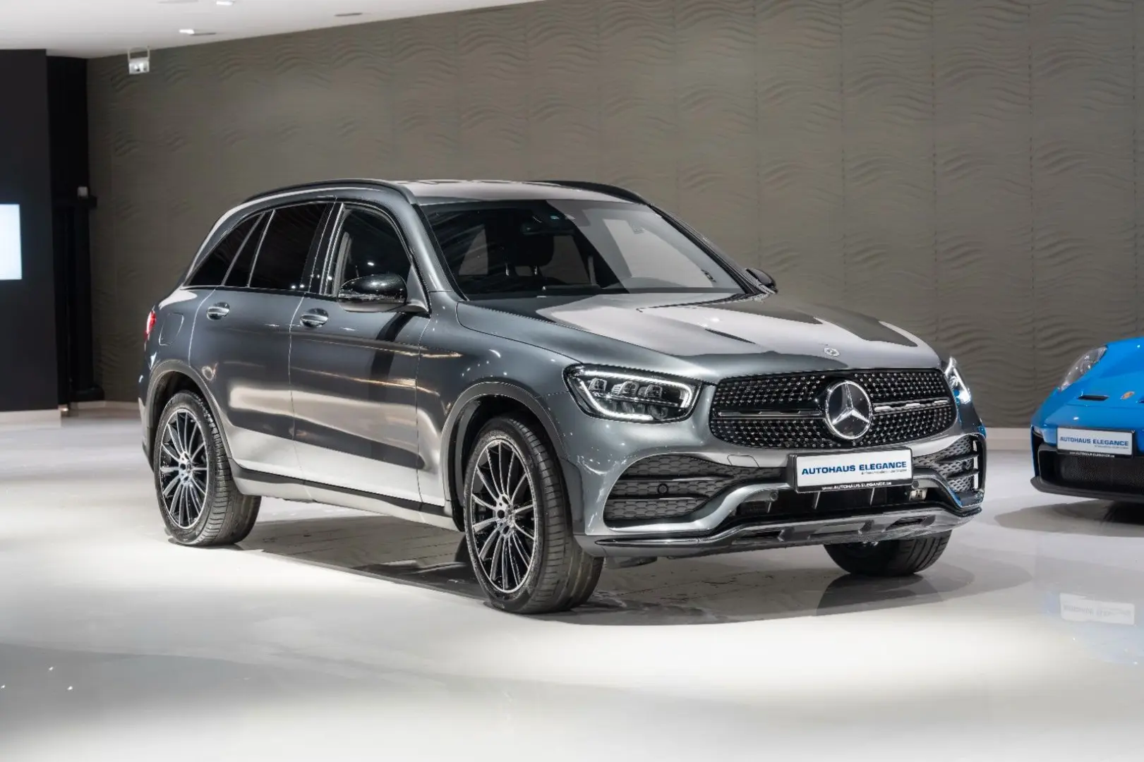 GLC 400d 4Matic AMG-LINE NIGHT LED 20 LM DAB AHK
