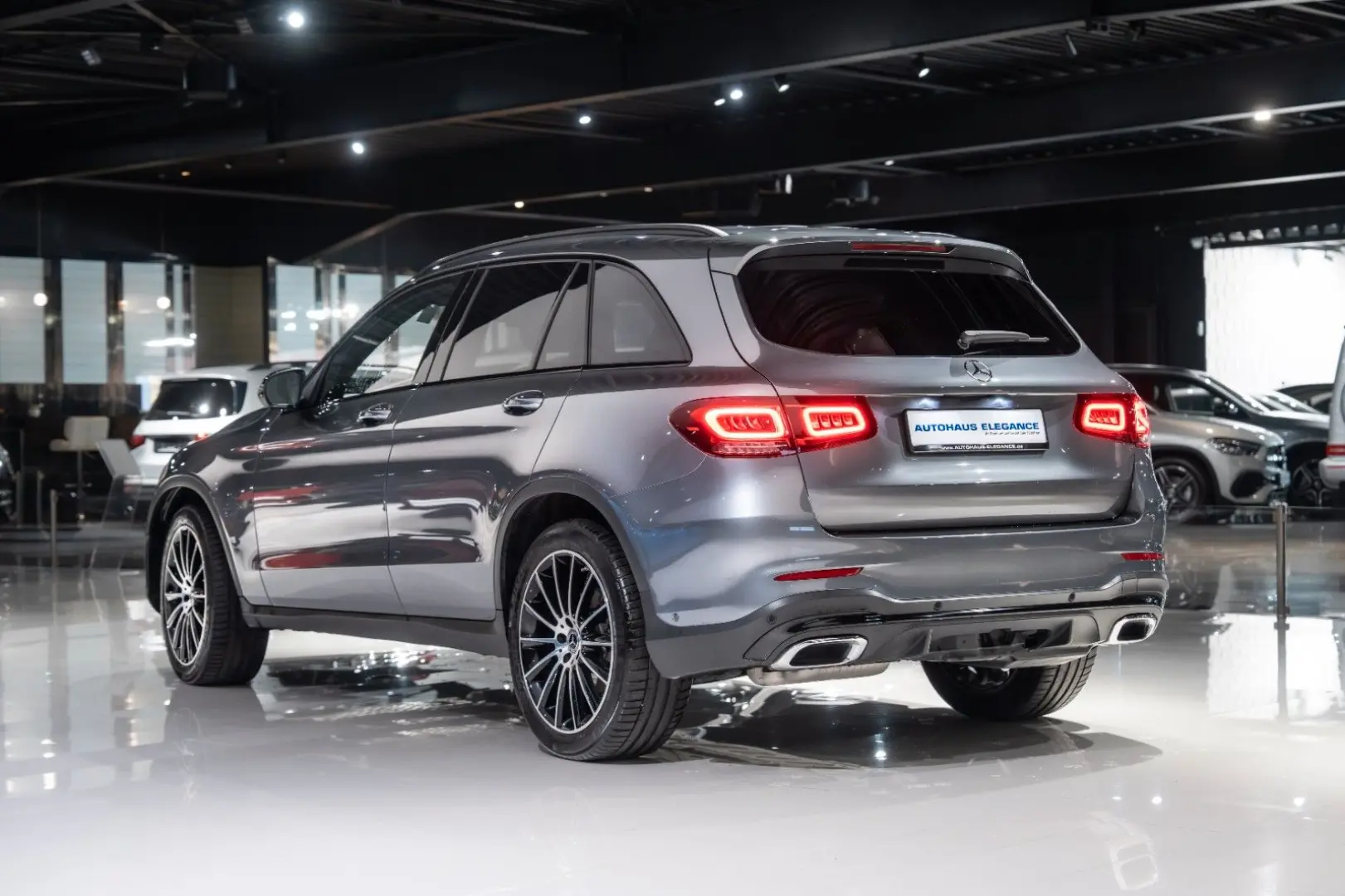 GLC 400d 4Matic AMG-LINE NIGHT LED 20 LM DAB AHK
