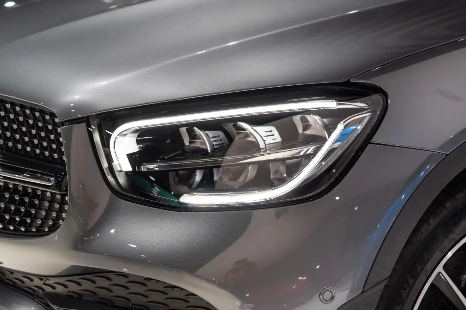 GLC 400d 4Matic AMG-LINE NIGHT LED 20 LM DAB AHK