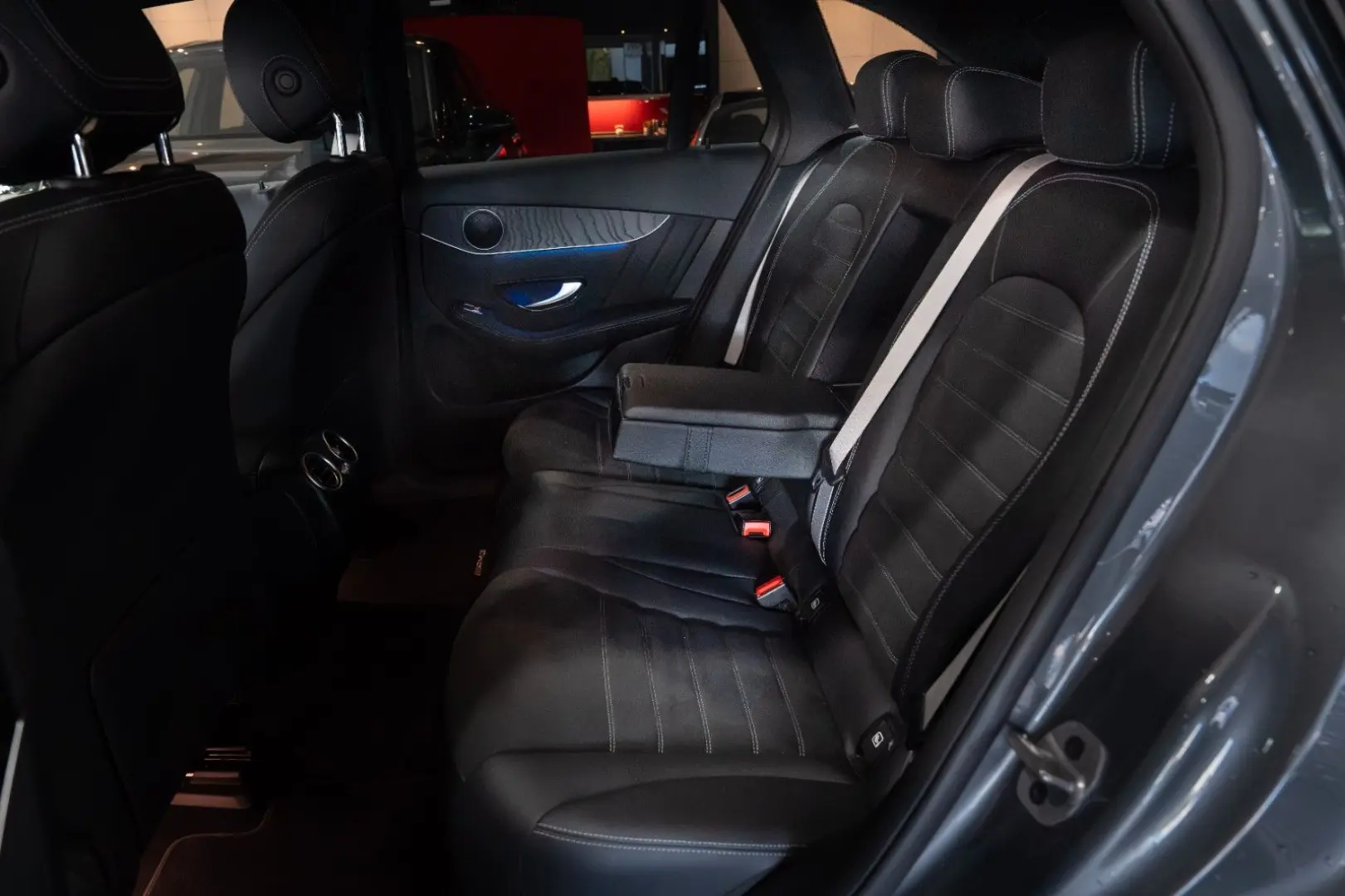 GLC 400d 4Matic AMG-LINE NIGHT LED 20 LM DAB AHK