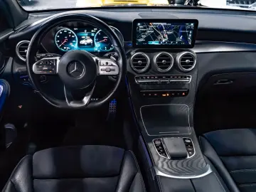 GLC 400d 4Matic AMG-LINE NIGHT LED 20 LM DAB AHK