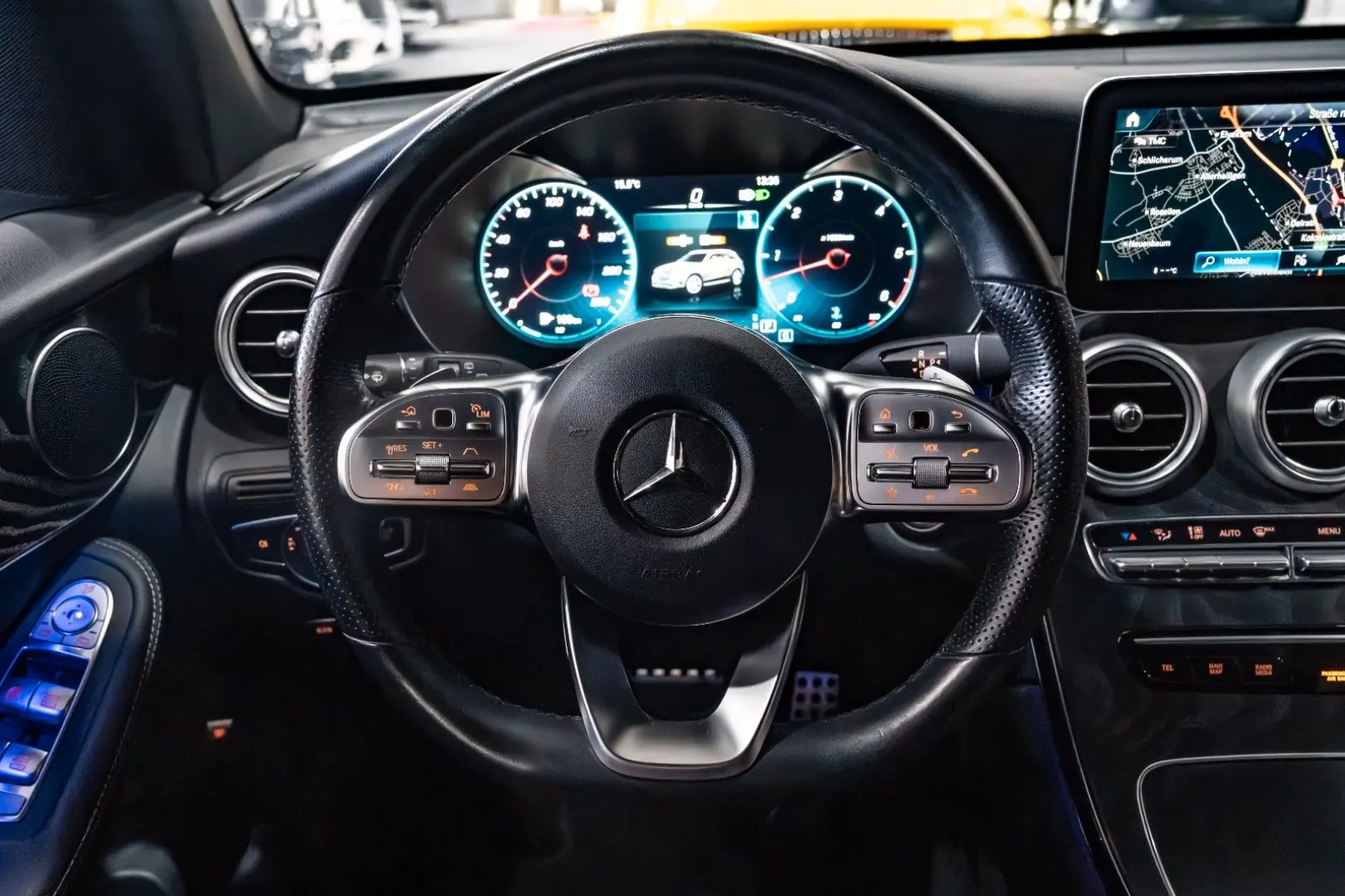 GLC 400d 4Matic AMG-LINE NIGHT LED 20 LM DAB AHK