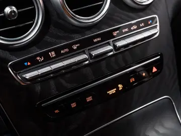 GLC 400d 4Matic AMG-LINE NIGHT LED 20 LM DAB AHK