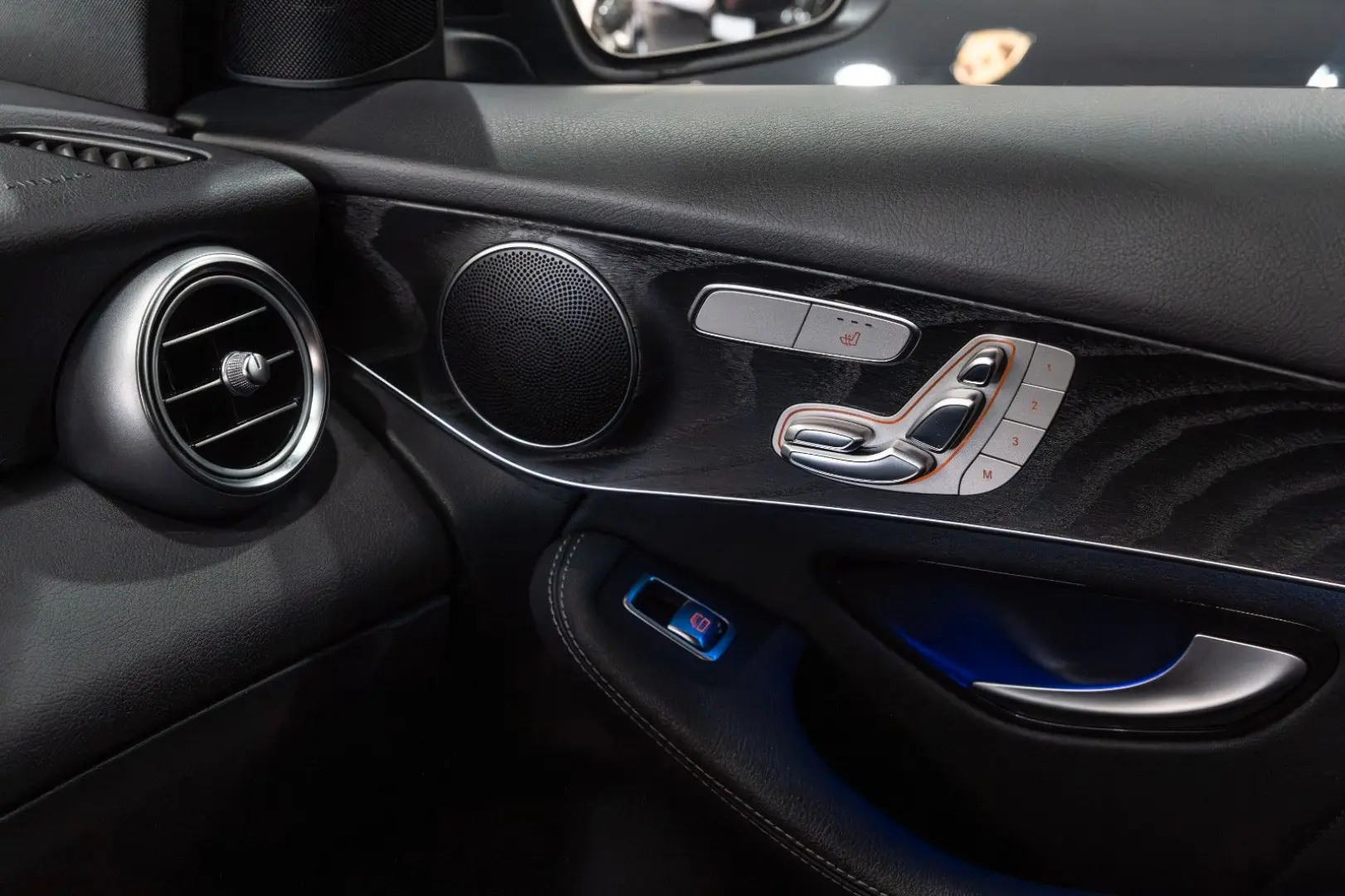 GLC 400d 4Matic AMG-LINE NIGHT LED 20 LM DAB AHK