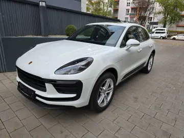 Macan2.0   Pano Kamera  el.Sitze AppleCarSiri