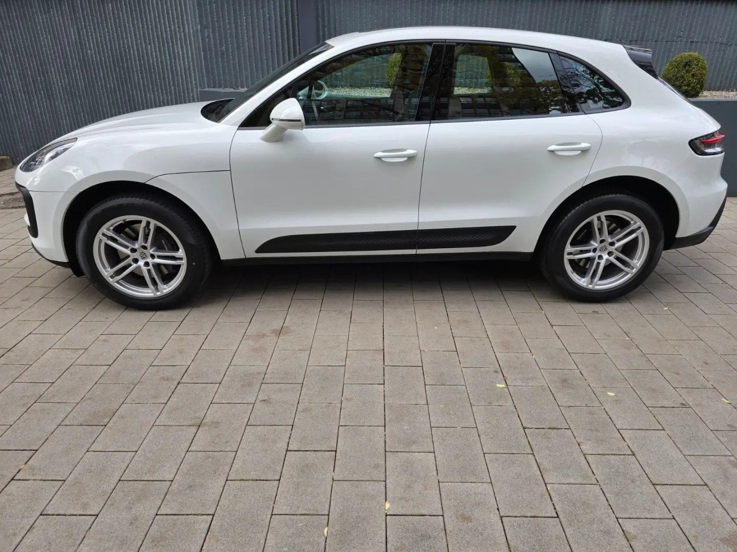 Macan2.0   Pano Kamera  el.Sitze AppleCarSiri