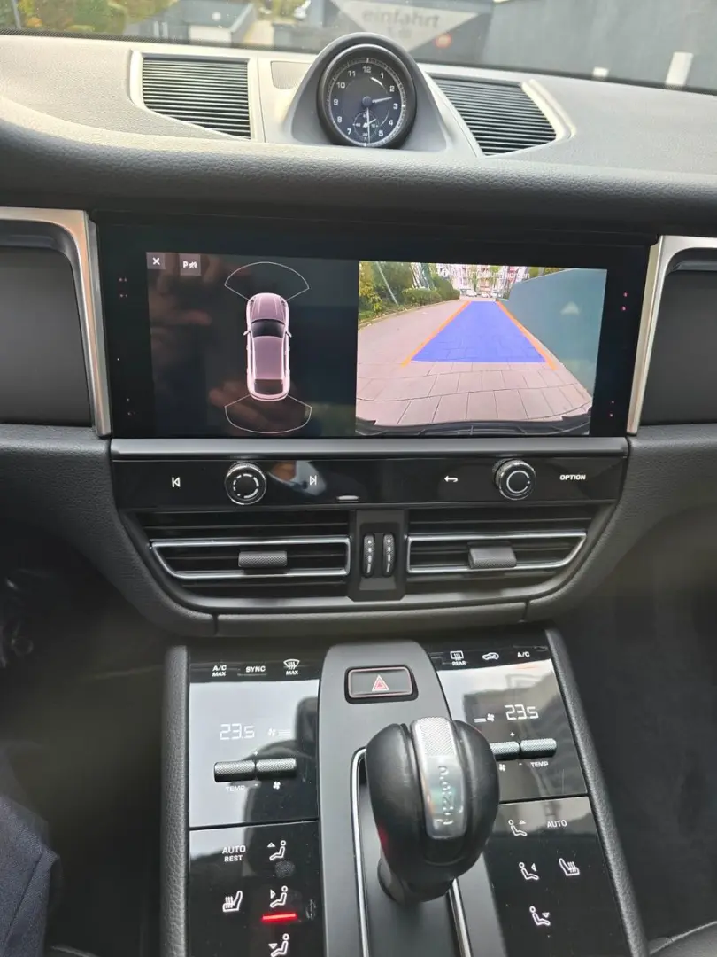 Macan2.0   Pano Kamera  el.Sitze AppleCarSiri