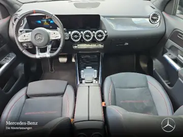 GLA 45 4M  AMG Night MBUX HiEnd Distr Pano Mbeam