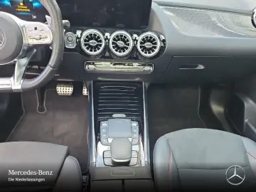 GLA 45 4M  AMG Night MBUX HiEnd Distr Pano Mbeam