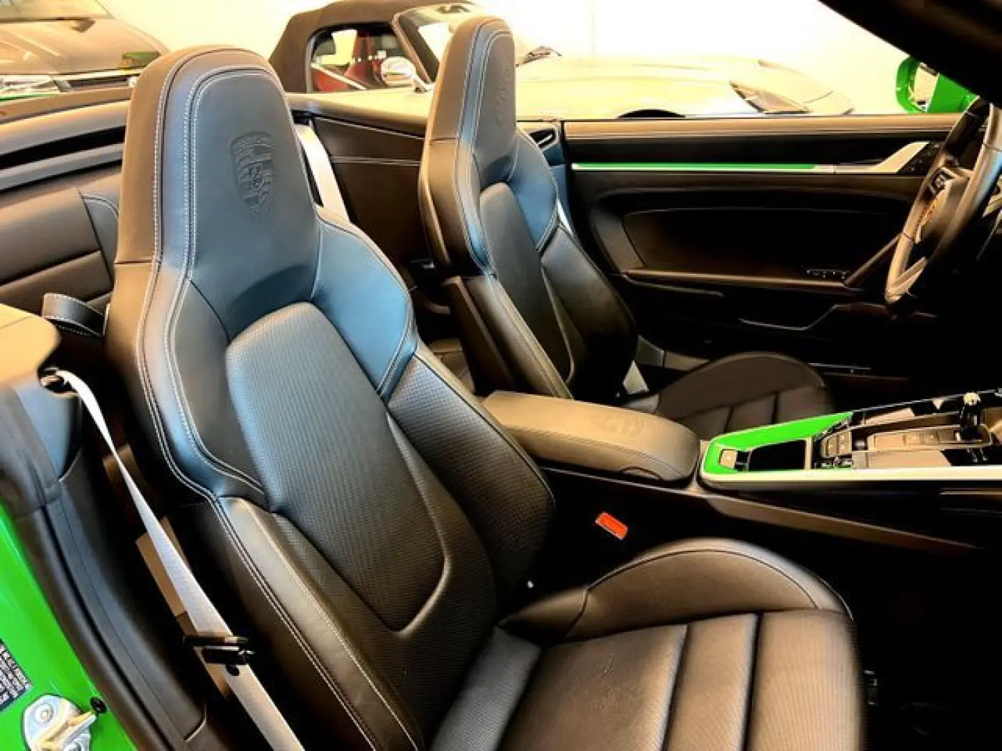 992 Turbo S Cabrio Individual 12 M Approved 19%