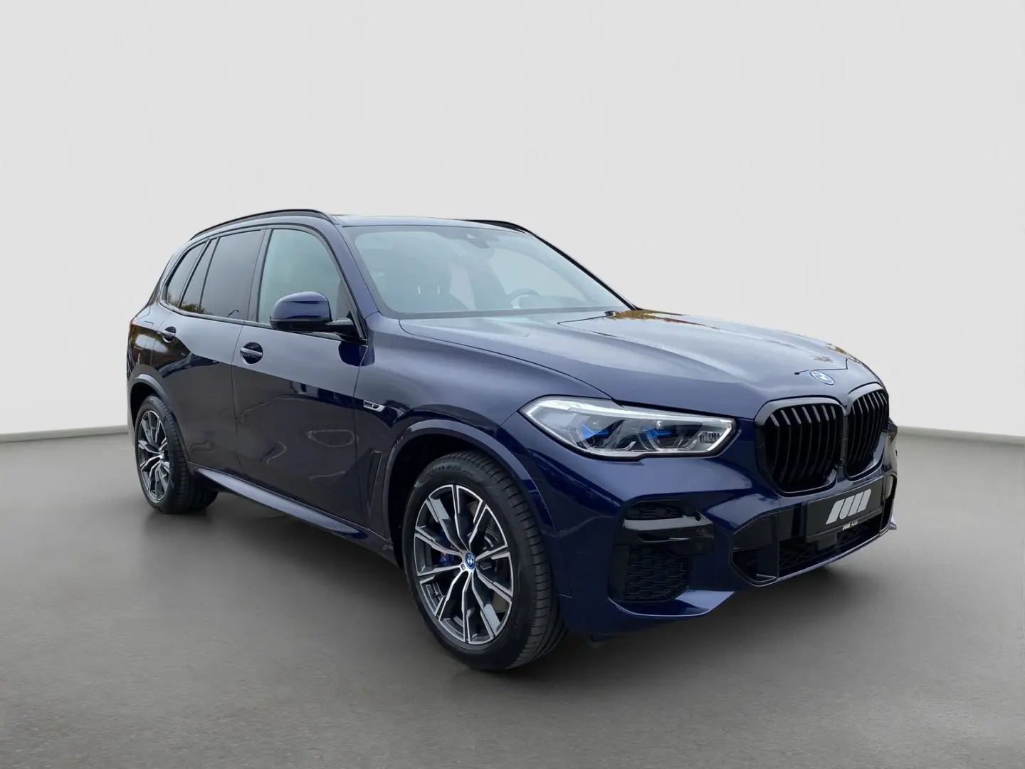 X5 xDrive 45e (M-Sport Navi AHK Pano HUD HK ACC)