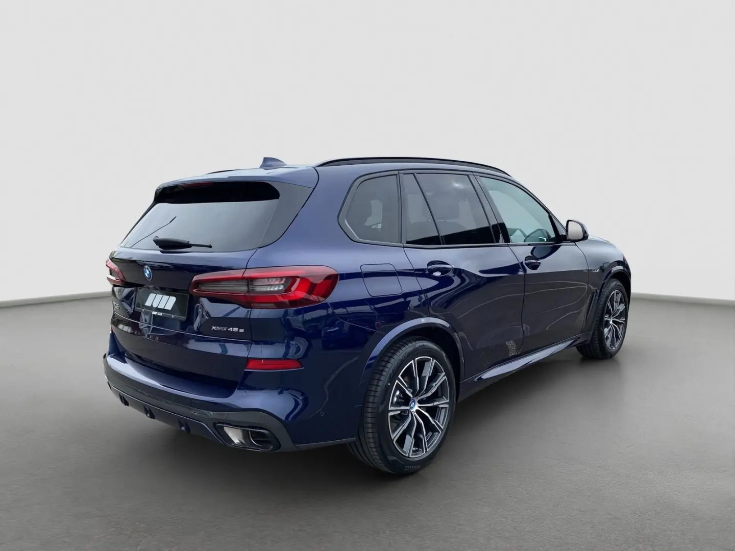 X5 xDrive 45e (M-Sport Navi AHK Pano HUD HK ACC)