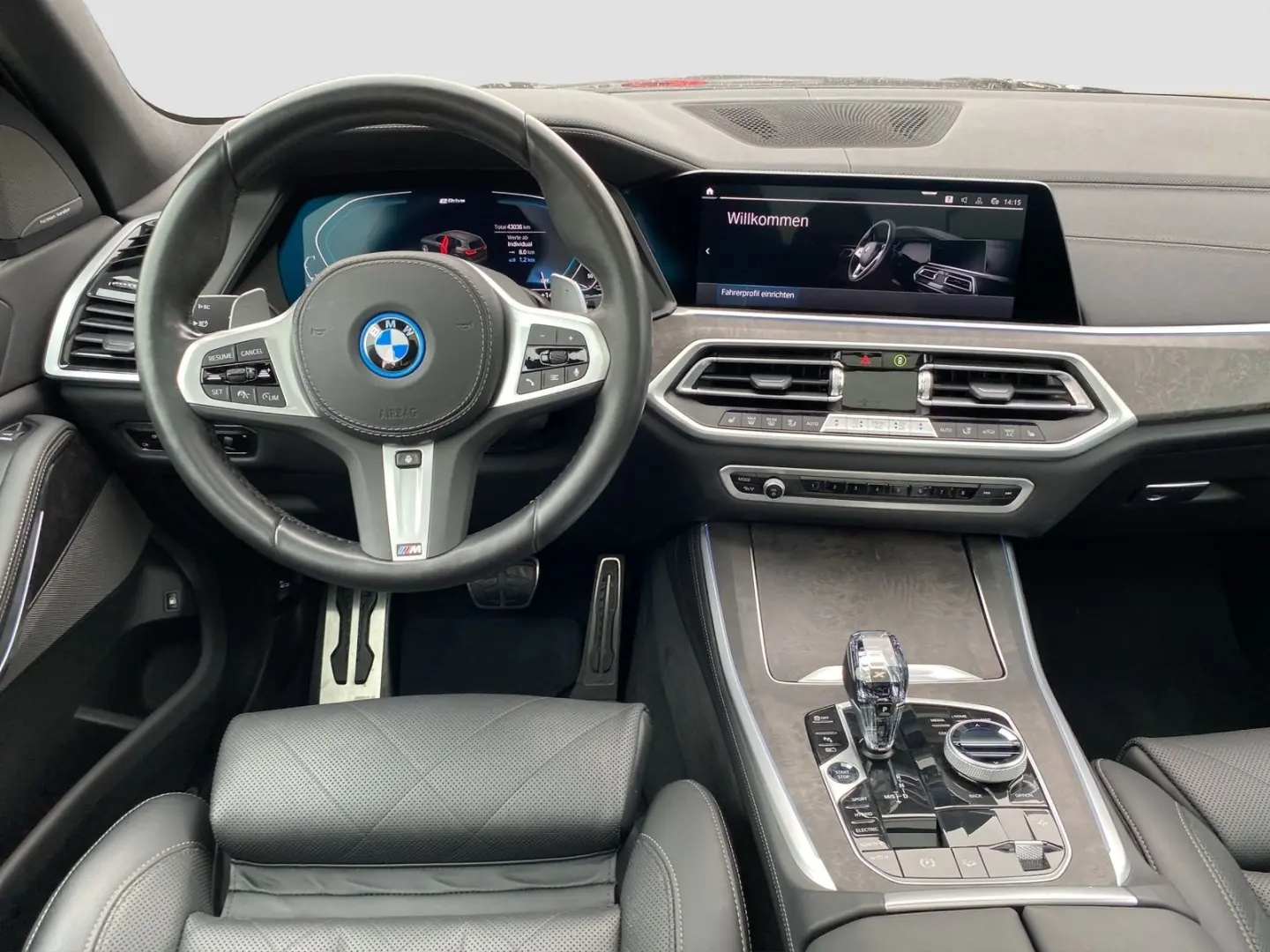 X5 xDrive 45e (M-Sport Navi AHK Pano HUD HK ACC)