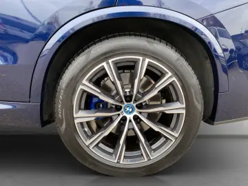 X5 xDrive 45e (M-Sport Navi AHK Pano HUD HK ACC)