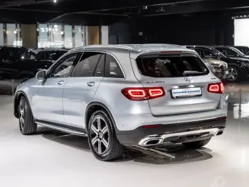GLC 400d 4Matic AIRMATIC EXCLUSIVE-INTER. 19 LM