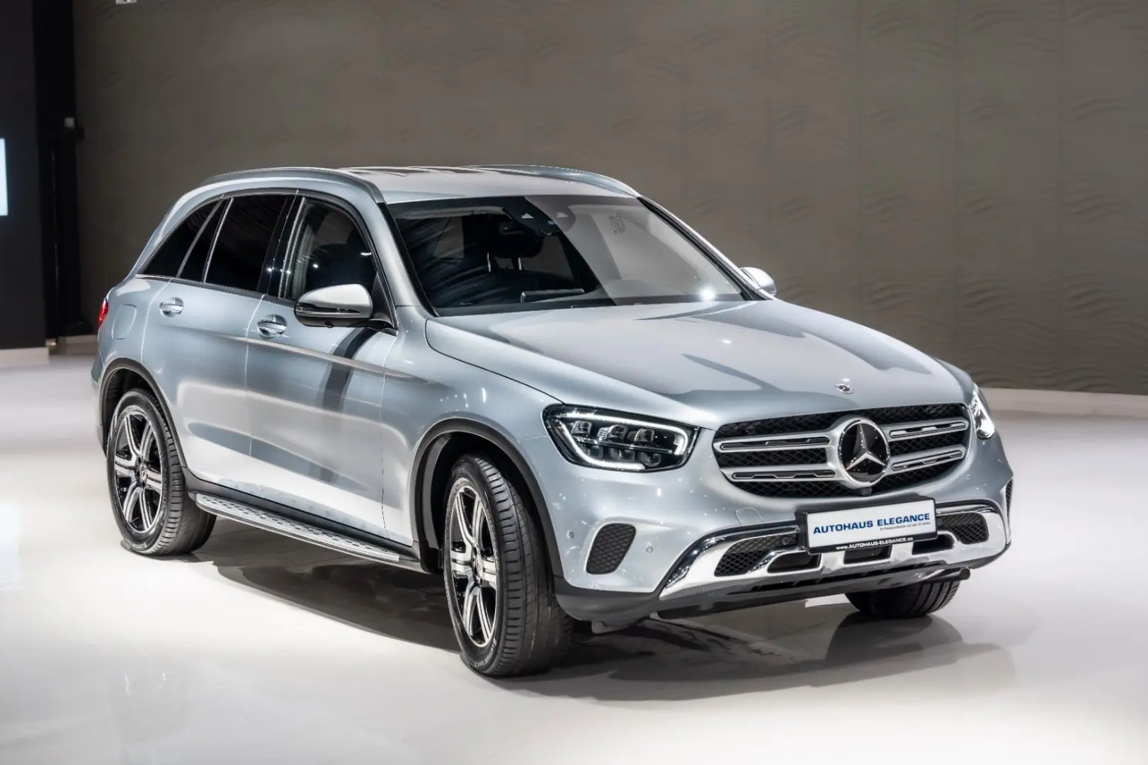 GLC 400d 4Matic AIRMATIC EXCLUSIVE-INTER. 19 LM
