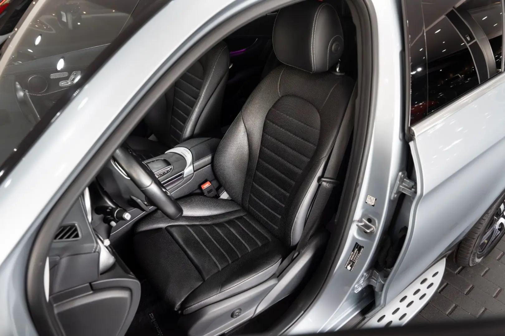 GLC 400d 4Matic AIRMATIC EXCLUSIVE-INTER. 19 LM