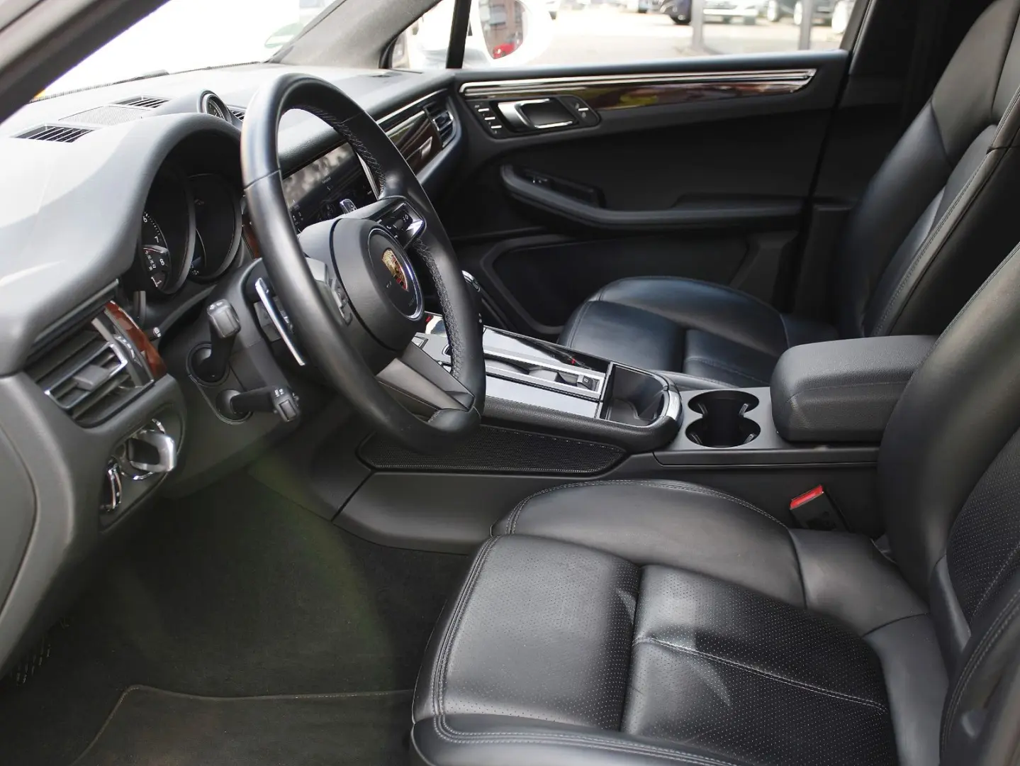 MACAN 2.0T PDK  KAMERA SPUR BOSE LEDER  APPROVED