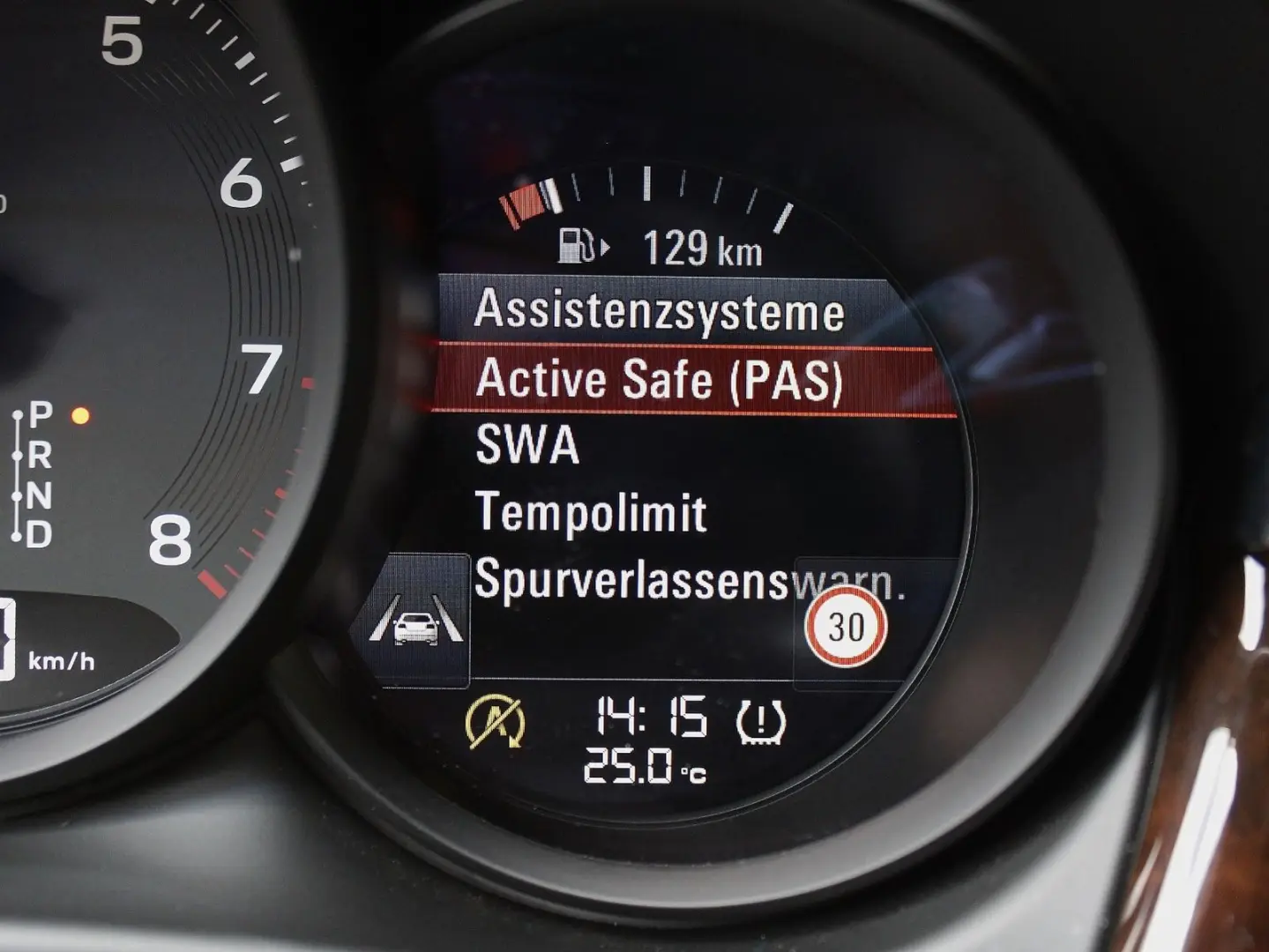 MACAN 2.0T PDK  KAMERA SPUR BOSE LEDER  APPROVED