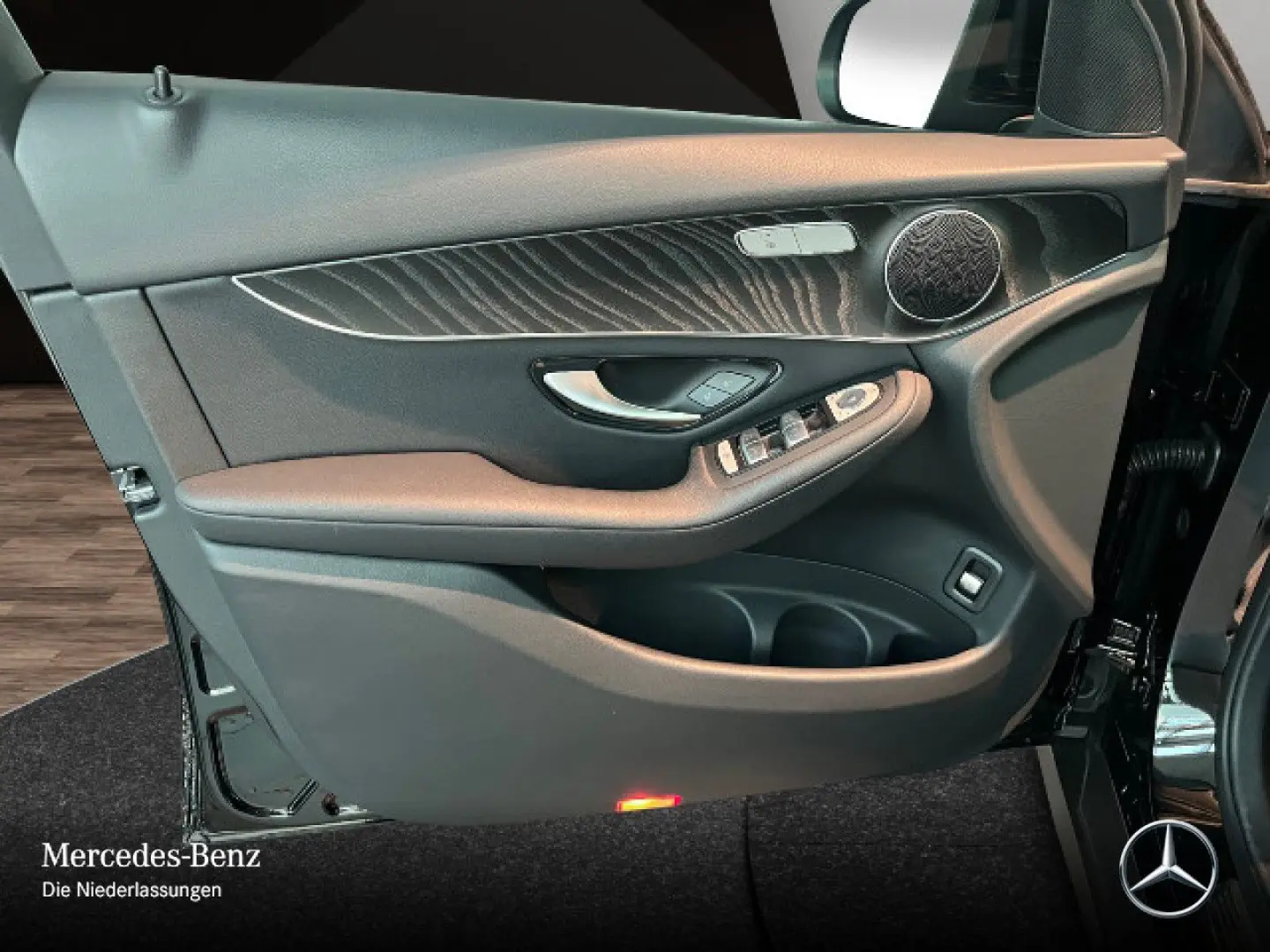 GLC 220 d 4M Kamera Stdhzg AHK AdvSound HighAss