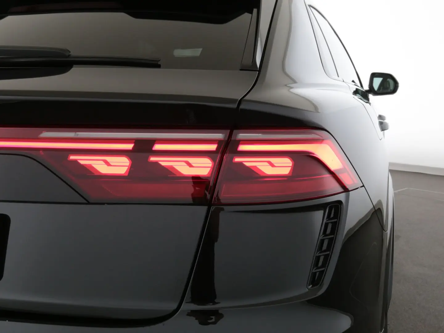 Audi RS Q8 SUV 4.0 TFSI