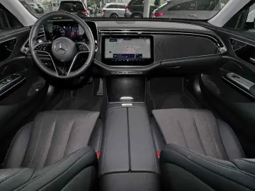 E 220 d DISTRONIC TOTWINKEL CARPLAY KEYLESS 19