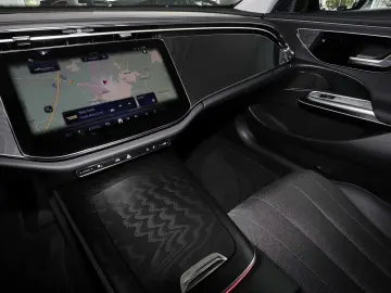 E 220 d DISTRONIC TOTWINKEL CARPLAY KEYLESS 19