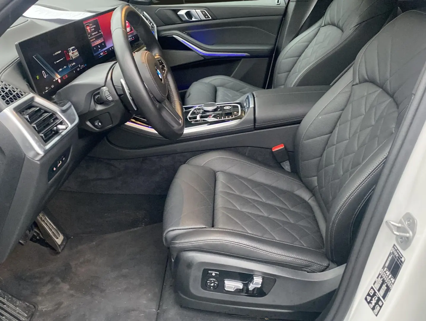 X5 xDrive 30d M Sport UPE 117.000€ SkyLounge