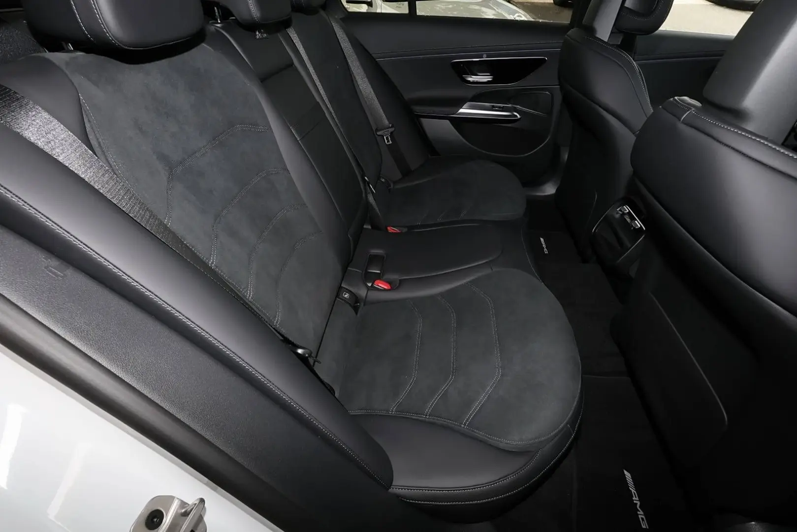 E 200 AMG DISTRONIC TOTWINKEL MEMORY 360  19