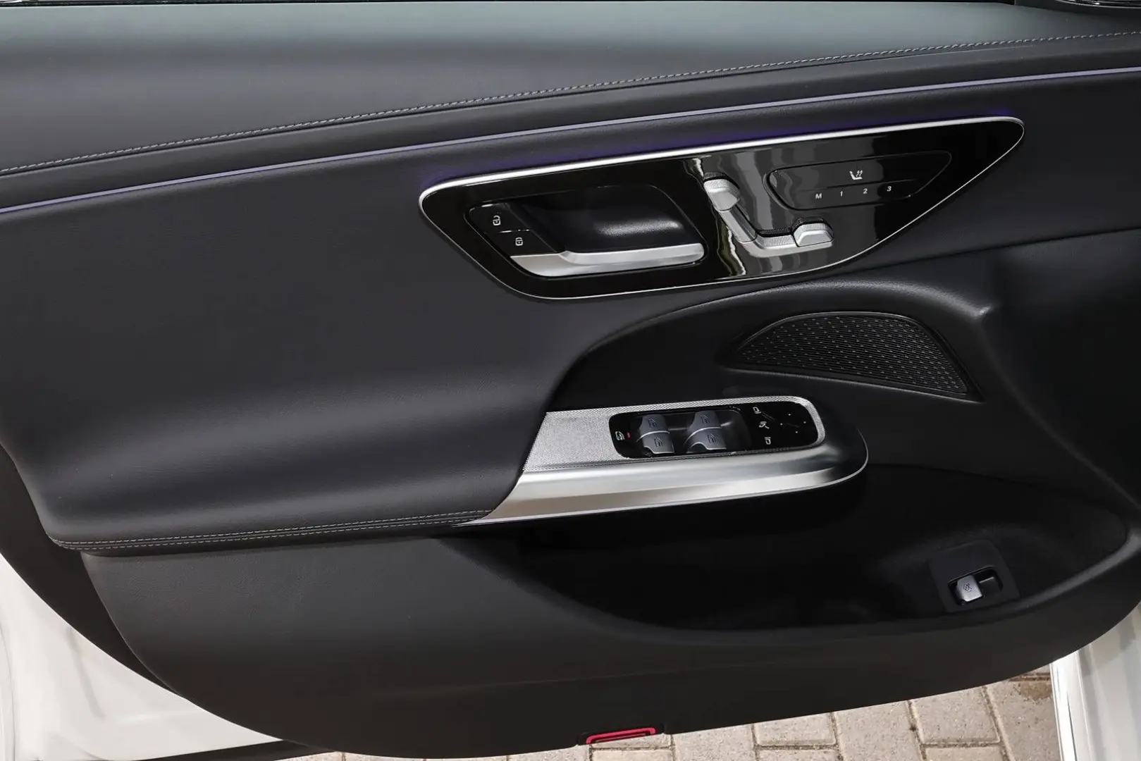 E 200 AMG DISTRONIC TOTWINKEL MEMORY 360  19