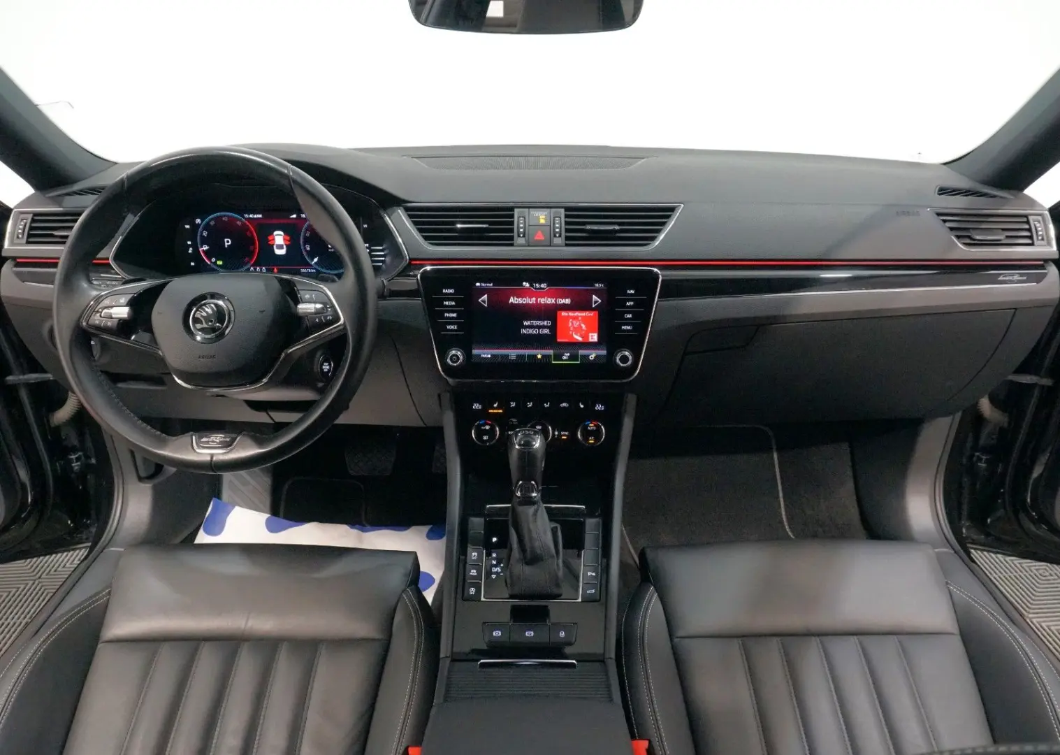 Superb Lim. L&K 2.0 TDI Tempomat LED Leder DAB