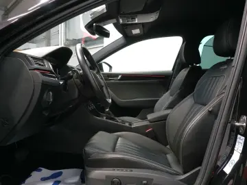 Superb Lim. L&K 2.0 TDI Tempomat LED Leder DAB