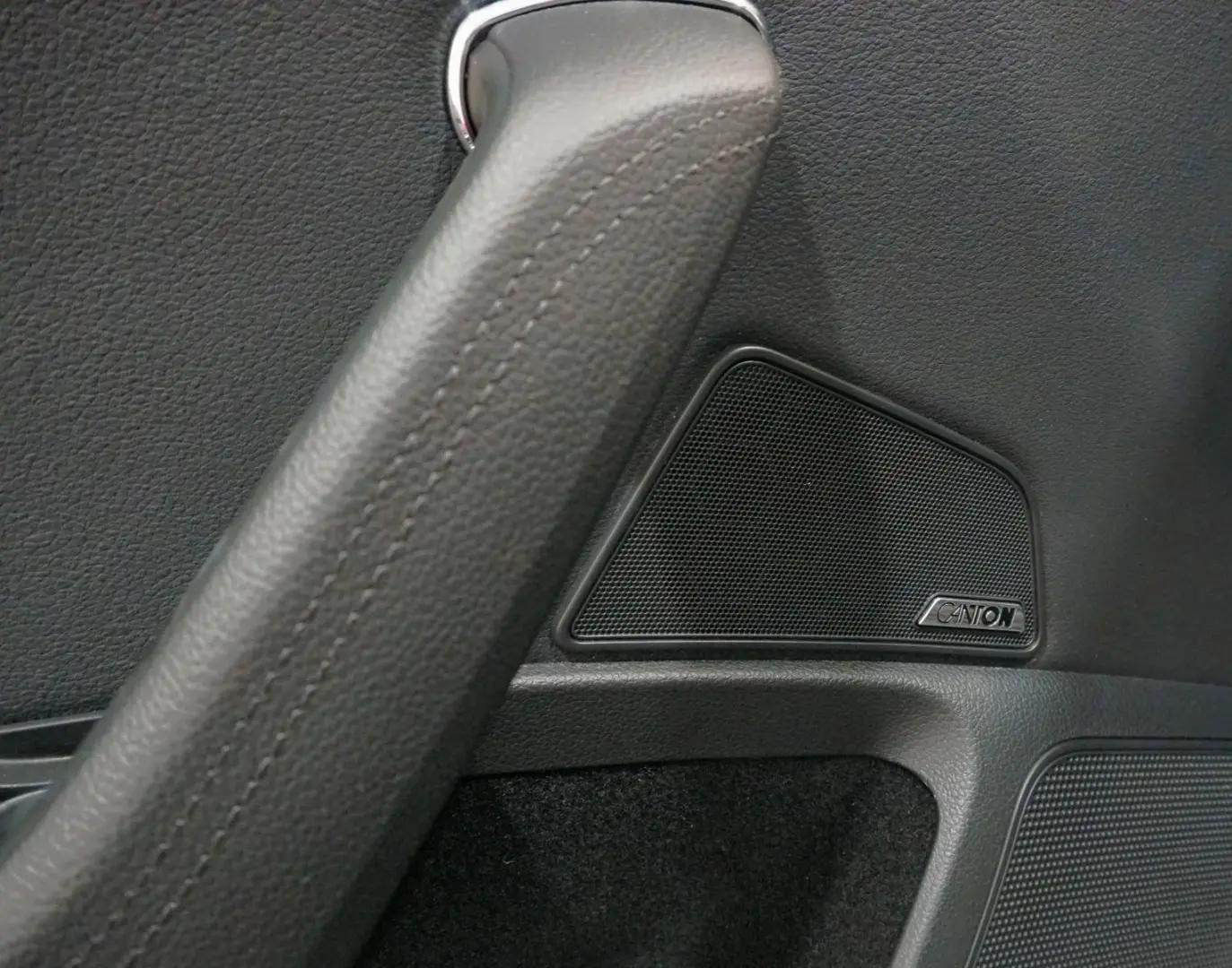 Superb Lim. L&K 2.0 TDI Tempomat LED Leder DAB