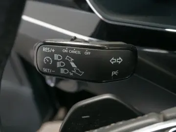 Superb Lim. L&K 2.0 TDI Tempomat LED Leder DAB