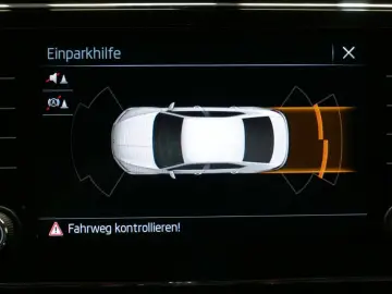 Superb Lim. L&K 2.0 TDI Tempomat LED Leder DAB