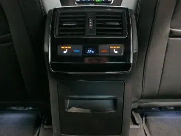 Superb Lim. L&K 2.0 TDI Tempomat LED Leder DAB