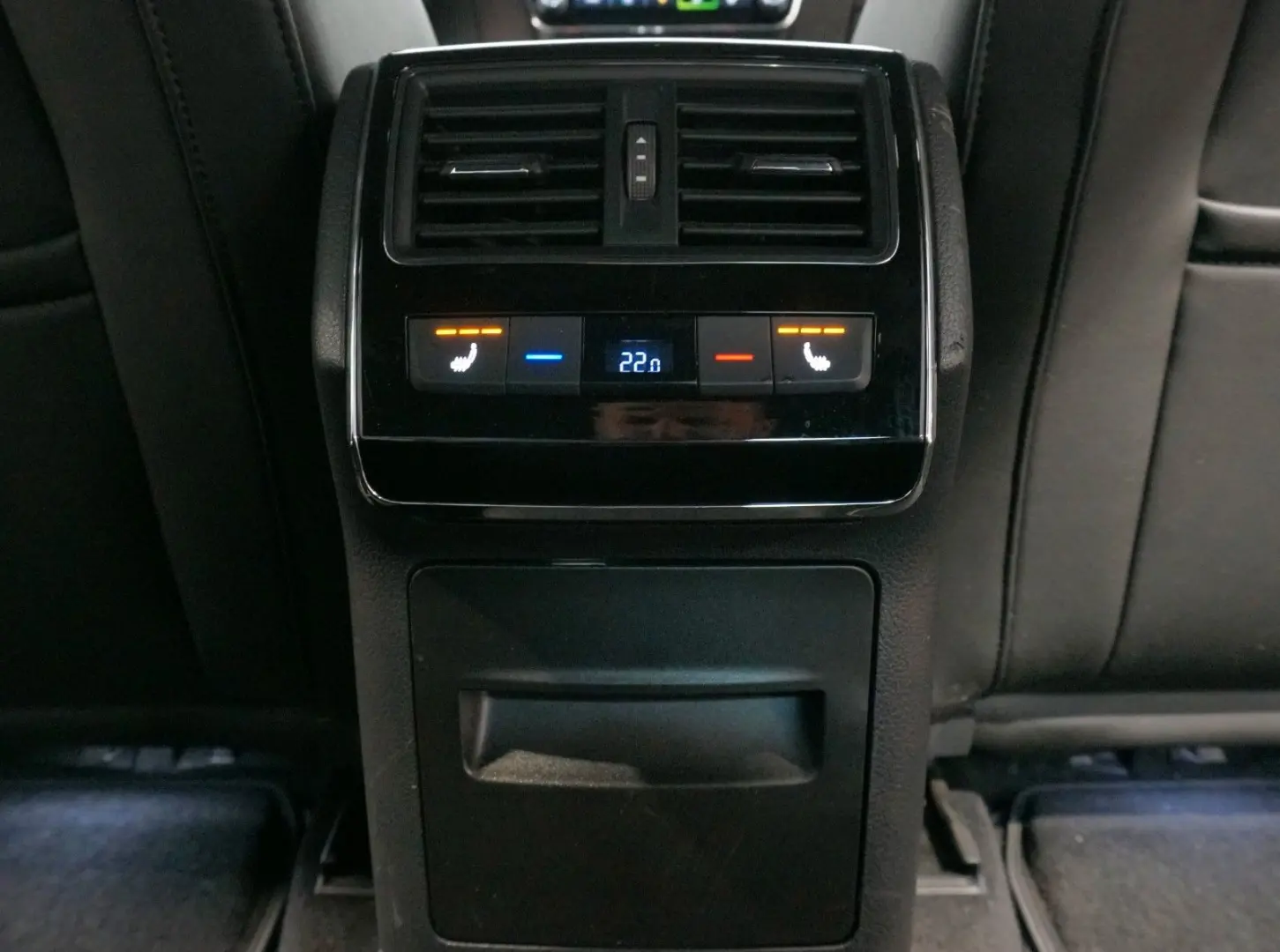 Superb Lim. L&K 2.0 TDI Tempomat LED Leder DAB