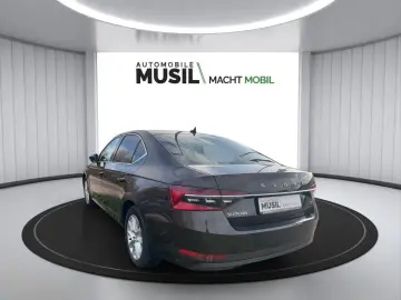 Superb Lim.  iV LED Navi AHK Sound ACC SoH 90%