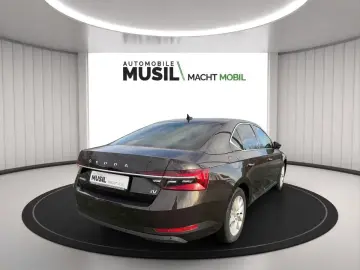 Superb Lim.  iV LED Navi AHK Sound ACC SoH 90%