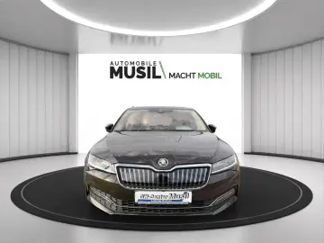 Superb Lim.  iV LED Navi AHK Sound ACC SoH 90%