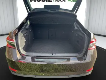 Superb Lim.  iV LED Navi AHK Sound ACC SoH 90%