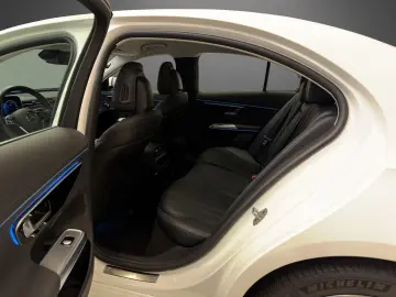 E 300 e Avantgarde-Plus Head-UP AHK FA-Paket