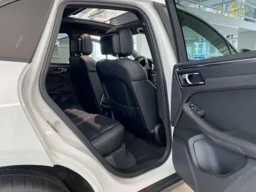 Macan 2.0 PDK ACC 360 TW Pano 20 StdH