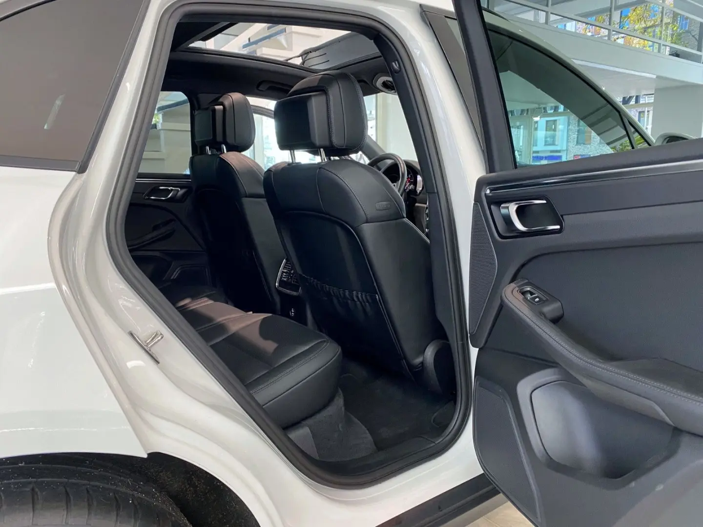 Macan 2.0 PDK ACC 360 TW Pano 20 StdH