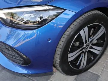 C 180 CARPLAY SPURHALTE 360  MBUX LED 17 ZOLL