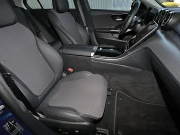 C 180 CARPLAY SPURHALTE 360  MBUX LED 17 ZOLL