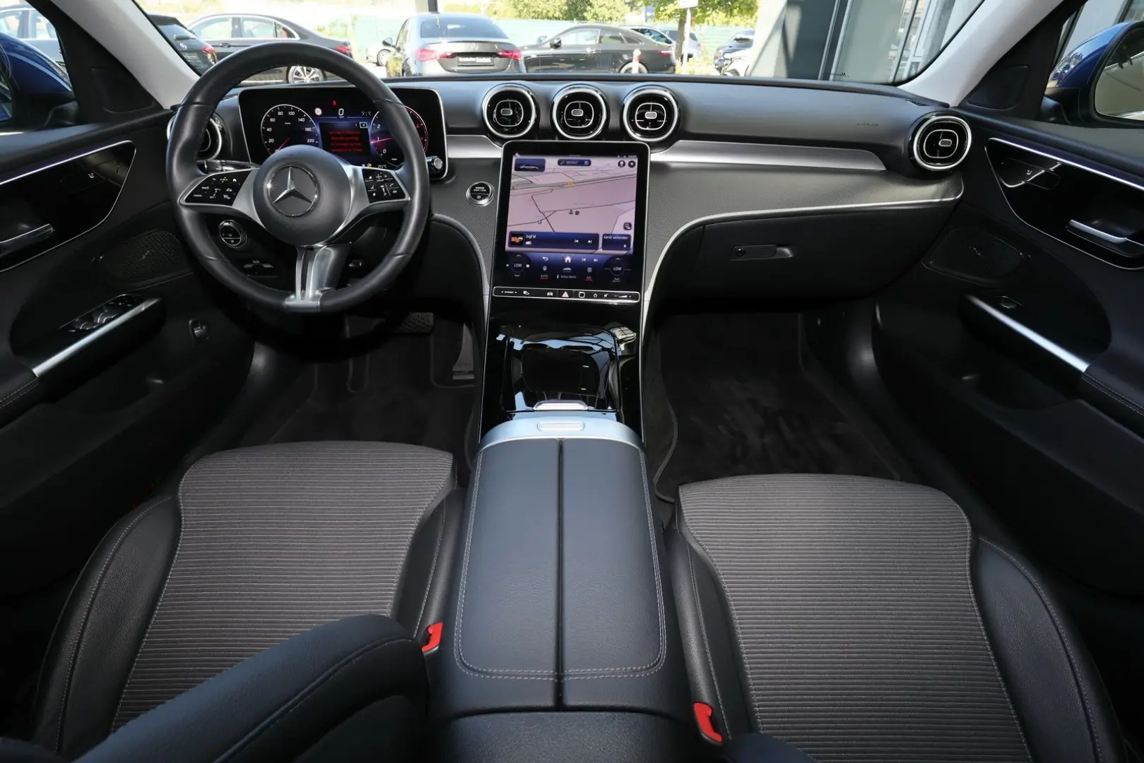 C 180 CARPLAY SPURHALTE 360  MBUX LED 17 ZOLL